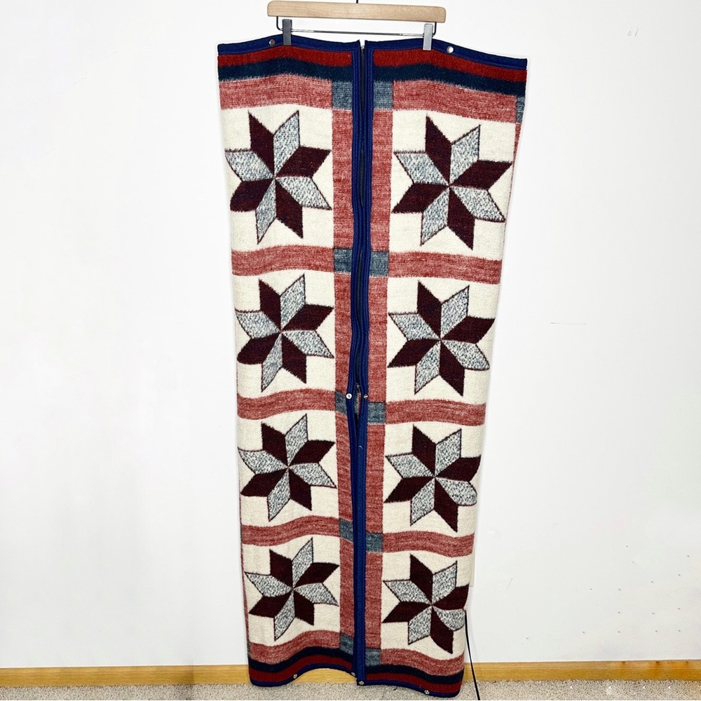 Vintage Biederlack of America Cuddle Wrap Blanket Zip Snap Boho U.S.A.